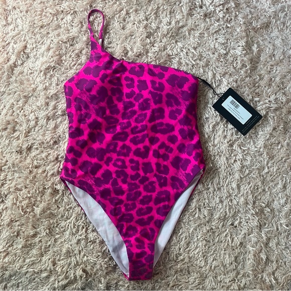 Princess Polly fuschia and purple cheetah one piece swim - Picture 1 of 8